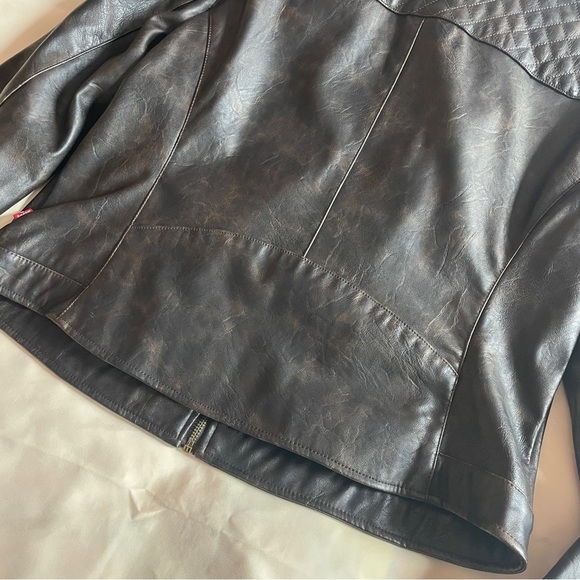 Levis- Classic Vintage Style Faux Leather Moto Racer Jacket Size XL Brown - Picture 8 of 12